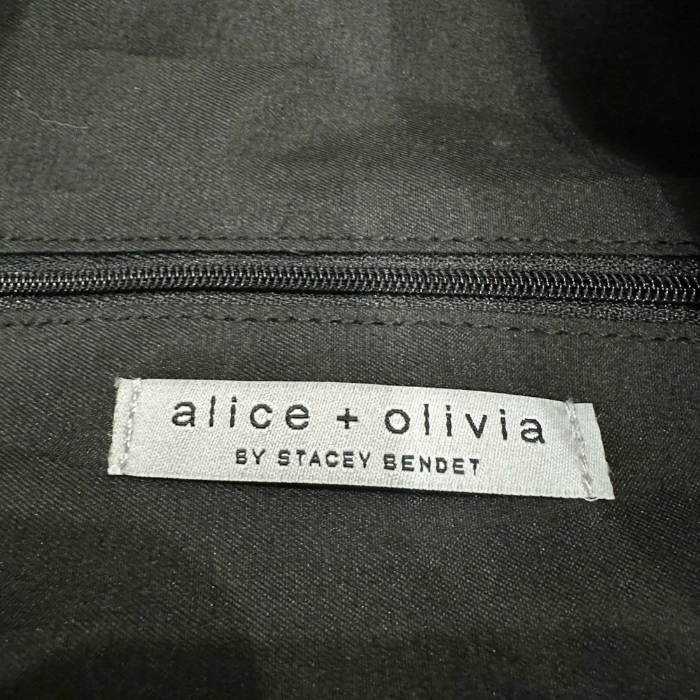 Alice + Olivia Black Floral Duffle Bag and Hat Set